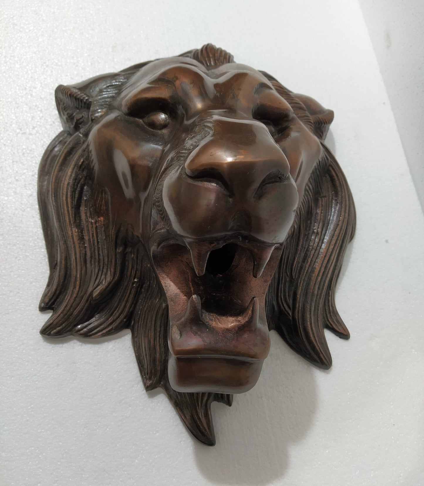 Imperial Roar – Aluminum Lion Head Wall Sculpture