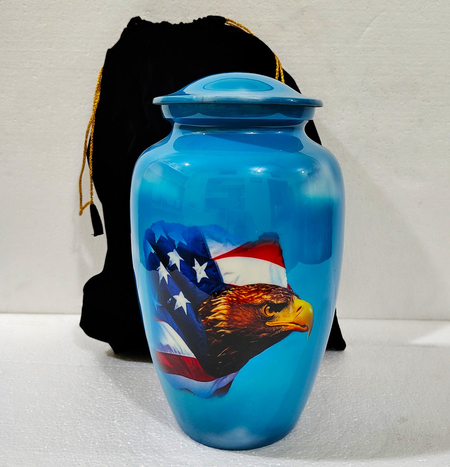 Wings of Valor – Patriotic Aluminum Cremation Urn for ashes with Bald Eagle & American Flag Design 10 Inches with Velvet Bag