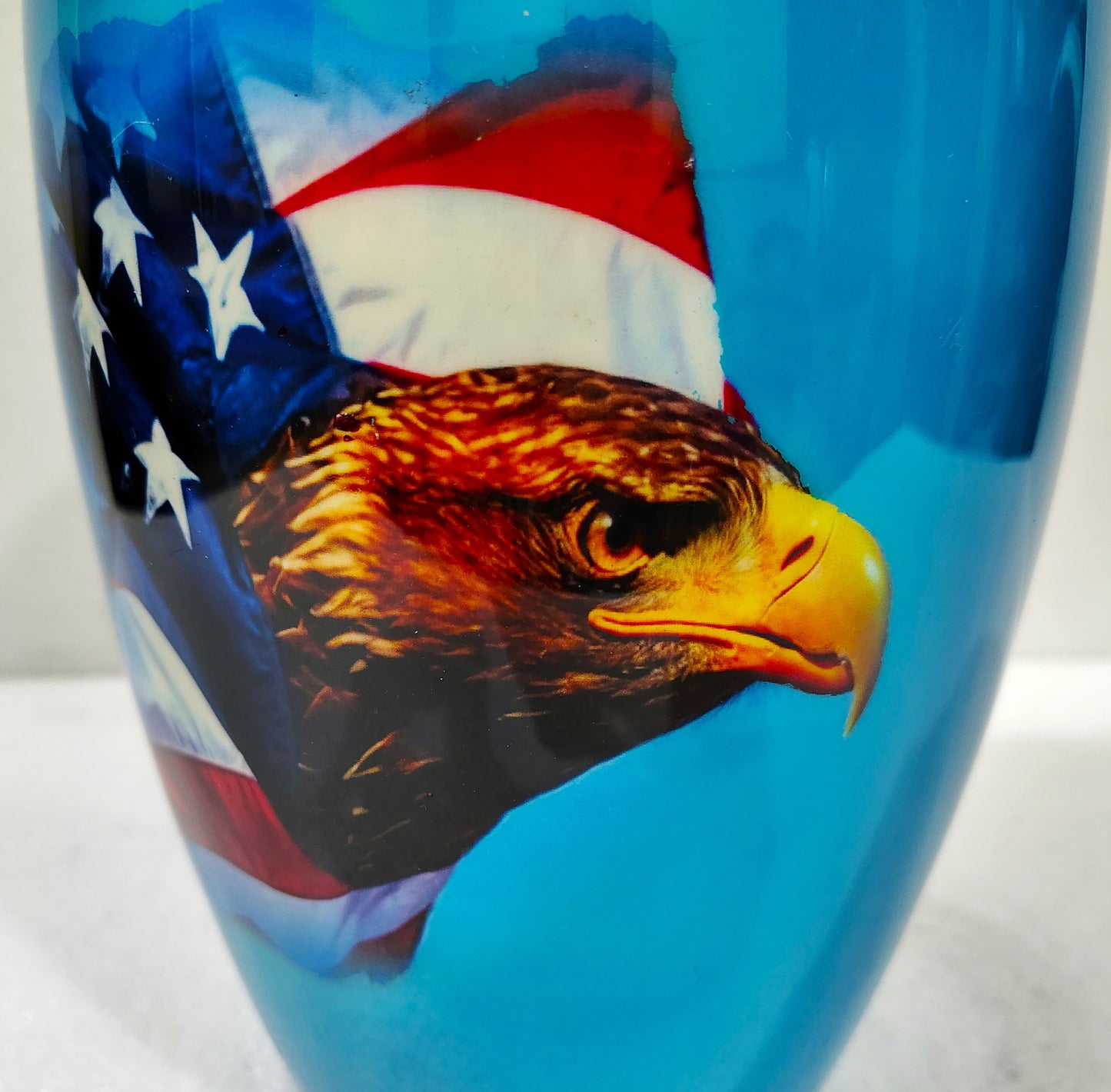 Wings of Valor – Patriotic Aluminum Cremation Urn for ashes with Bald Eagle & American Flag Design 10 Inches with Velvet Bag
