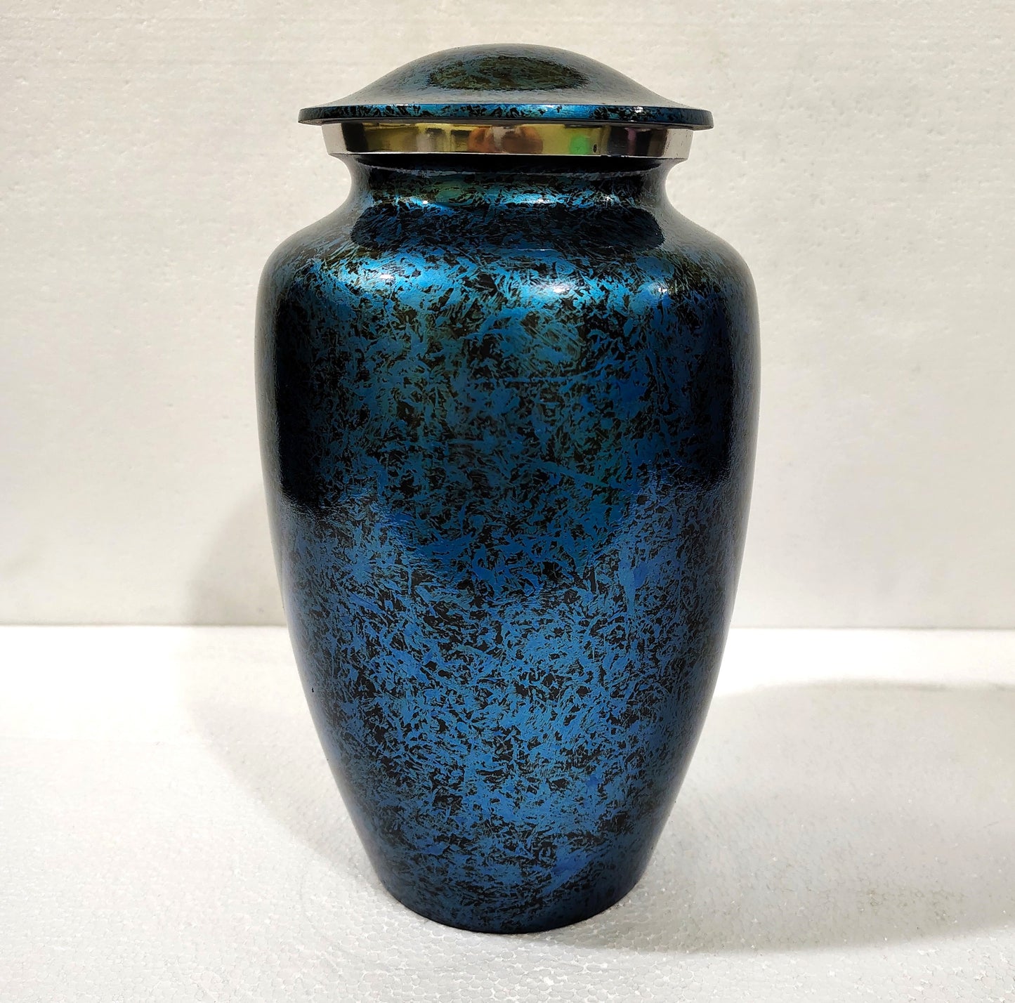 Celestia Nocturne – Midnight Blue Tribute Aluminum Cremation Urn for Ashes, 10 Inches with Velvet Bag