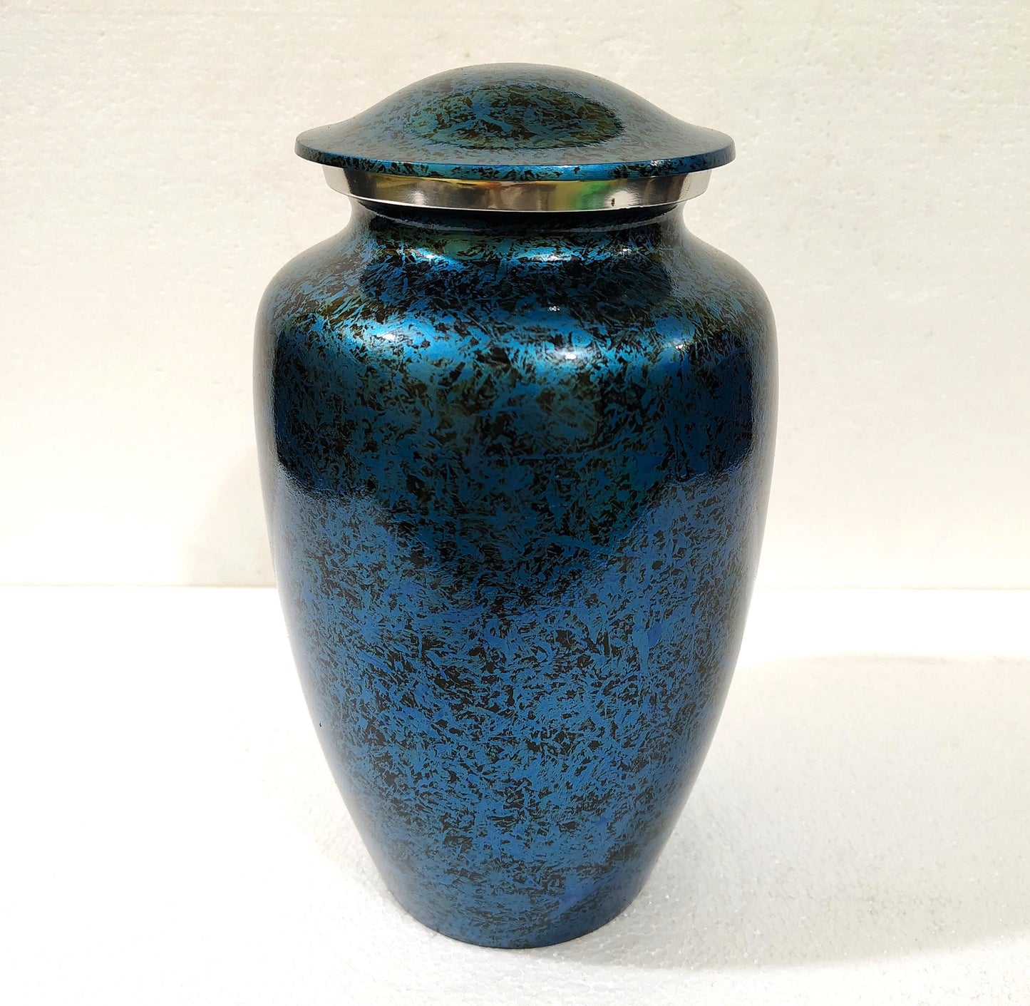 Celestia Nocturne – Midnight Blue Tribute Aluminum Cremation Urn for Ashes, 10 Inches with Velvet Bag