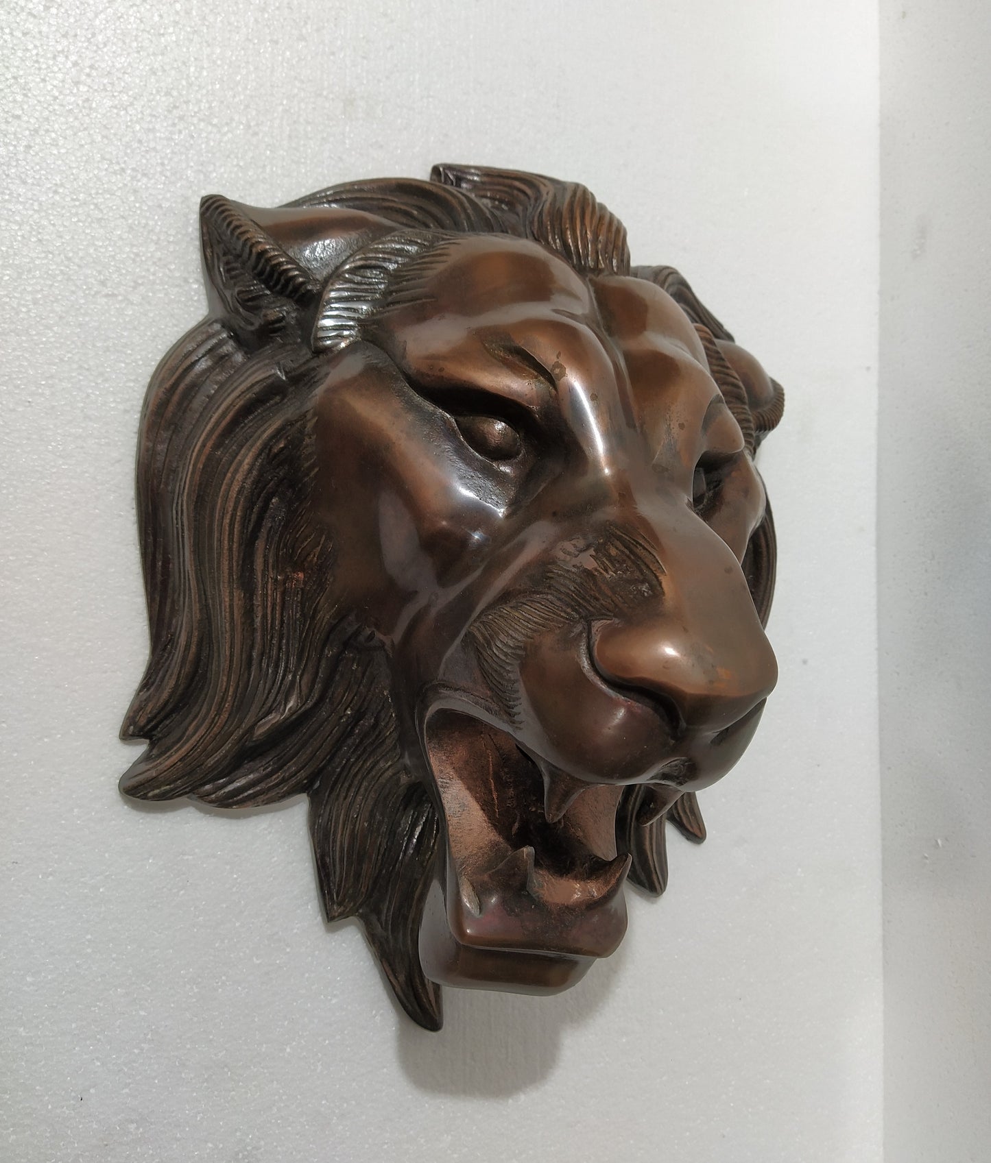 Imperial Roar – Aluminum Lion Head Wall Sculpture