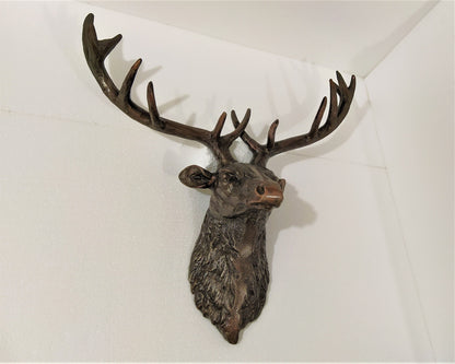 Wildlife Wall Accent – Handcrafted Aluminum Deer Head Sculpture ,  Decorative Deer Wall Mount for Home & Office