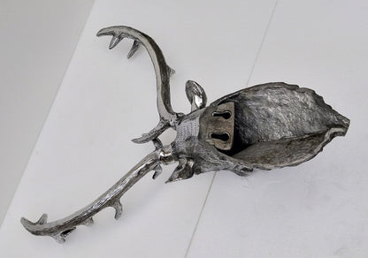 Wildlife Wall Accent – Handcrafted Aluminum Deer Head Sculpture ,  Decorative Deer Wall Mount for Home & Office