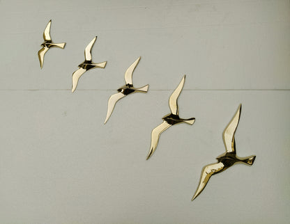 Decorative Brass Wall Mount Flying Seagull Birds Sculpture Unique Figurine Seagull Birds Statue Wall Mount, for Home | Office | Restaurant Decorations (Set of 5)