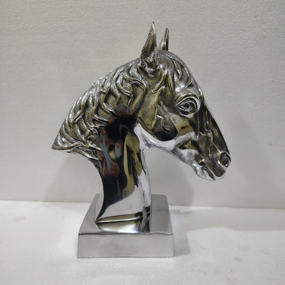 Majestic Equine Elegance – Trio of Noble Aluminum Horse Head Sculptures Table Top Figurines