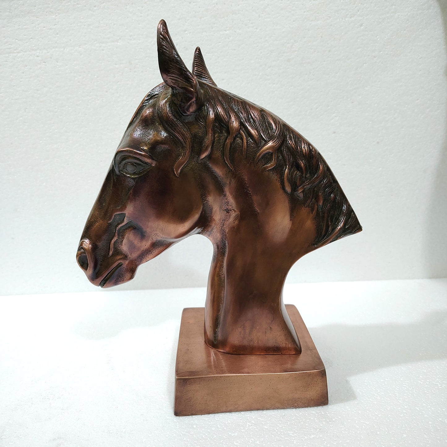 Majestic Equine Elegance – Trio of Noble Aluminum Horse Head Sculptures Table Top Figurines