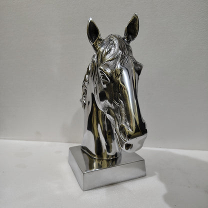 Majestic Equine Elegance – Trio of Noble Aluminum Horse Head Sculptures Table Top Figurines
