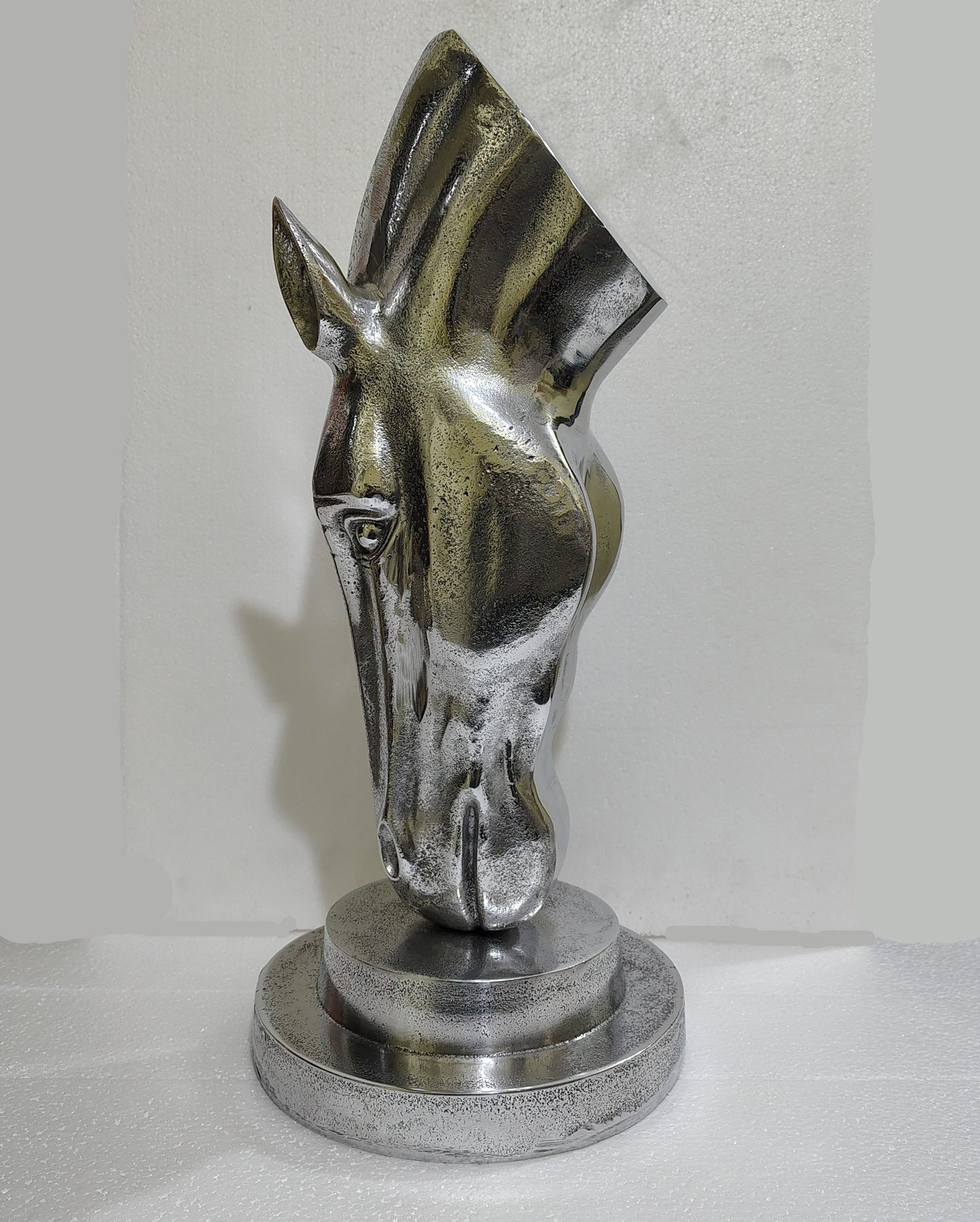 Polished Aluminum Horse Head  Table Top Figurine – Contemporary Metallic Equestrian Decor