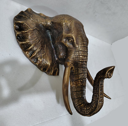 Majestic March: Elephant Aluminum Wall Hanging for Timeless Elegance
