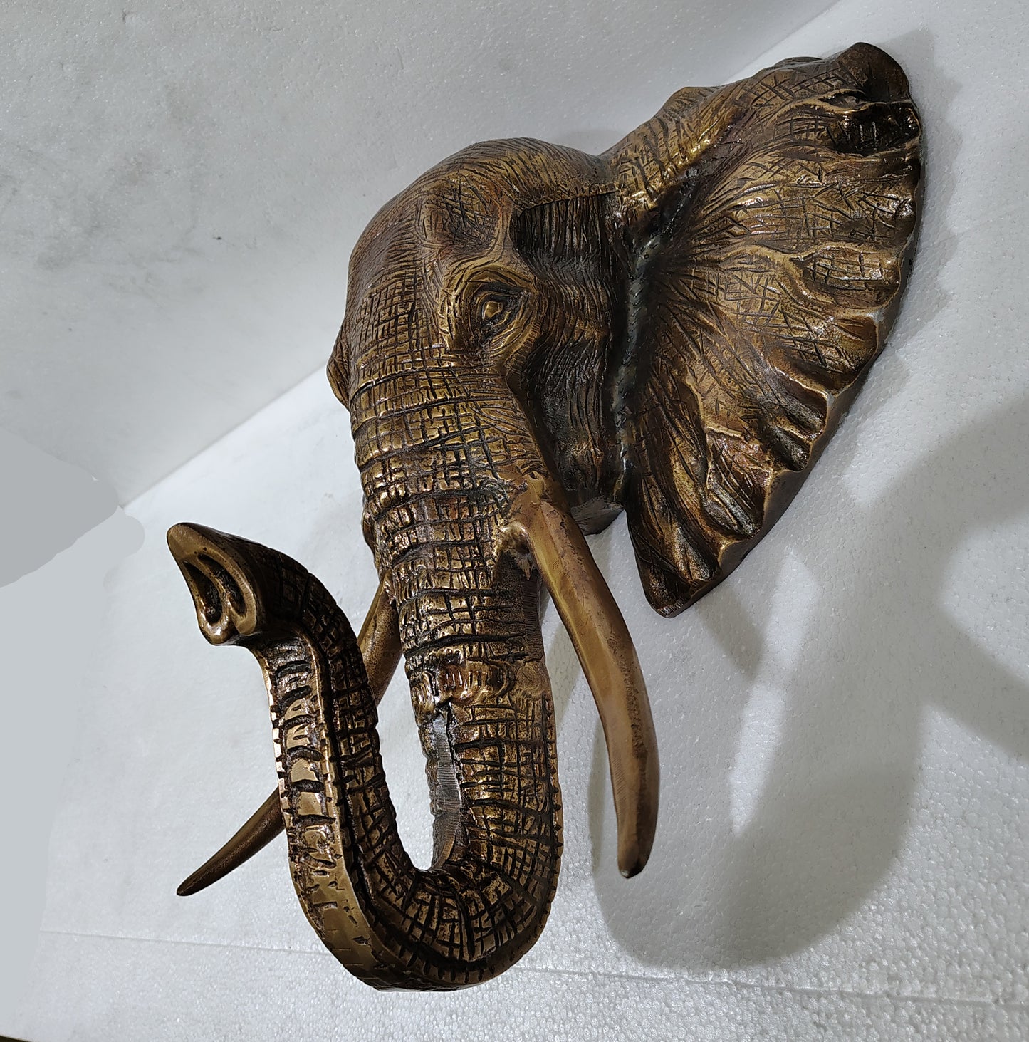 Majestic March: Elephant Aluminum Wall Hanging for Timeless Elegance