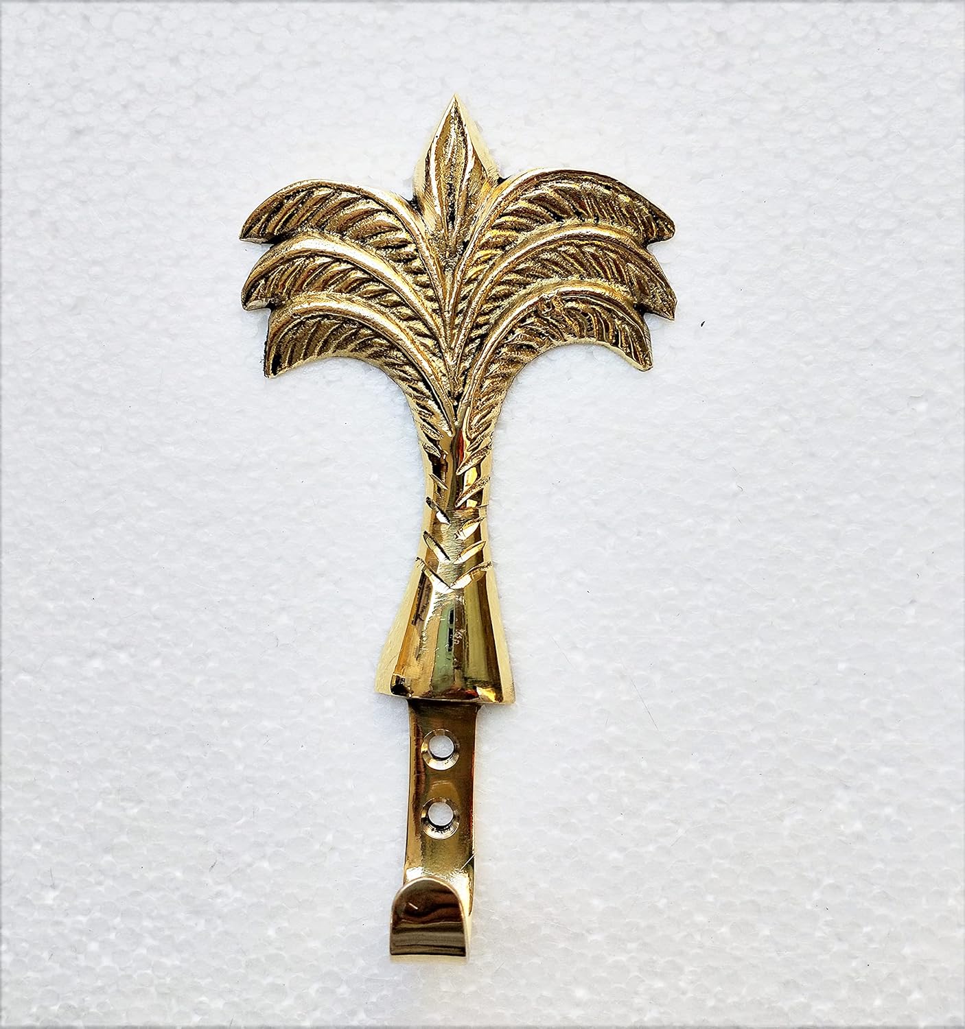 Tropica Luxe Brass Wall Hooks – Palm Tree Design (Set of 6)